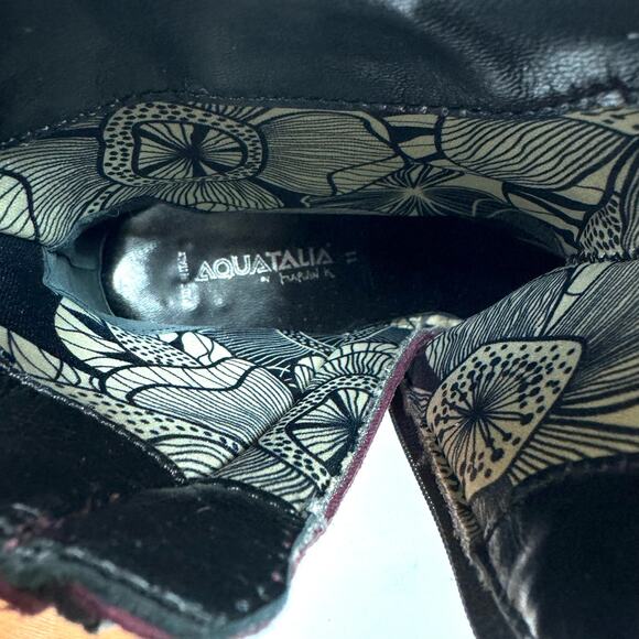 AQUATALIA by Marvin K Ankle Boots Burgundy Suede High Heel Buckle Size 11 - Picture 5 of 7